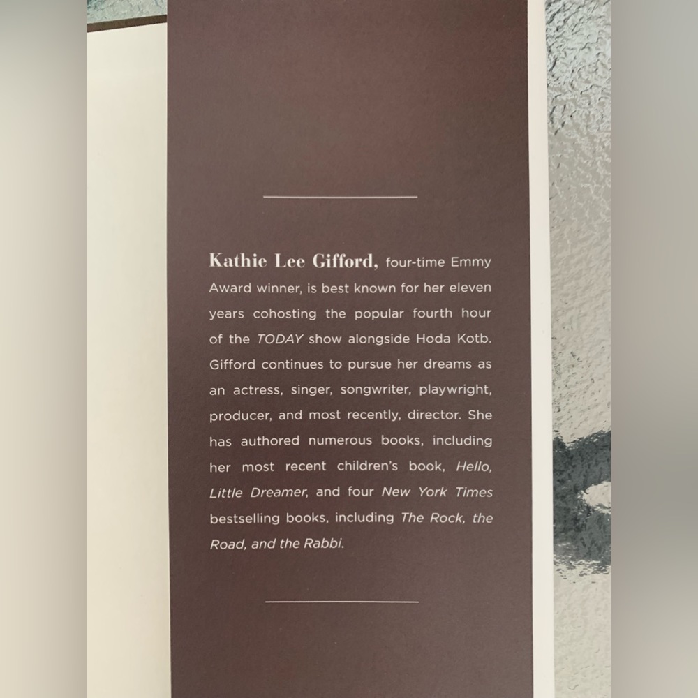 Book - Picture 5 of 5